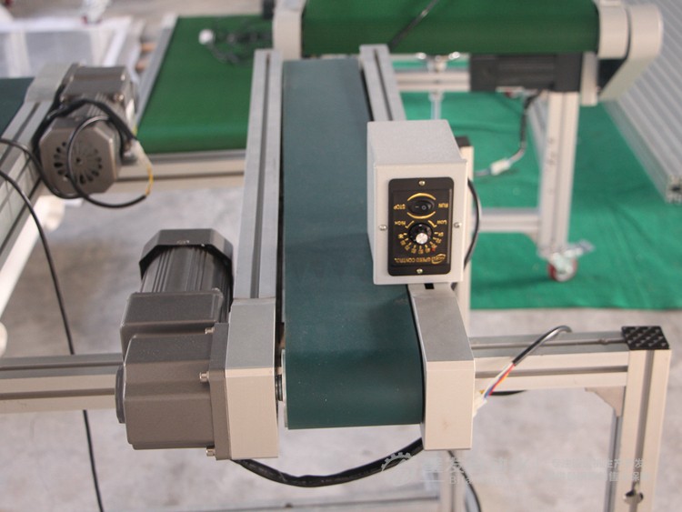 側裝直角電機小型皮帶輸送機