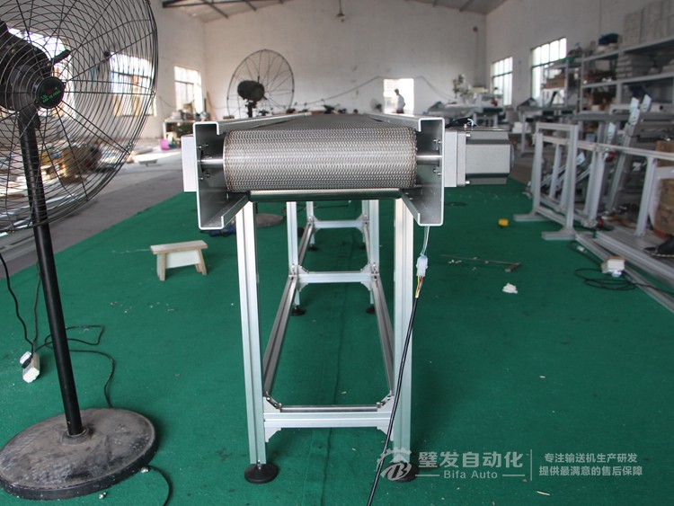 不銹鋼網鏈輸送機